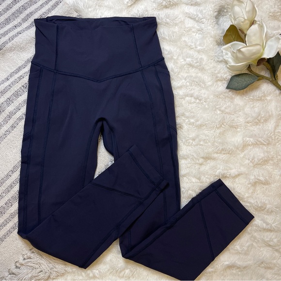 lululemon athletica Pants - 𝚕𝚞𝚕𝚞𝚕𝚎𝚖𝚘𝚗 𝚒𝚗 𝚖𝚘𝚟𝚎𝚖𝚎𝚗𝚝 𝚕𝚎𝚐𝚐𝚒𝚗𝚐 𝟸𝟻“ ✽ 𝚜𝚒𝚣𝚎 𝟺